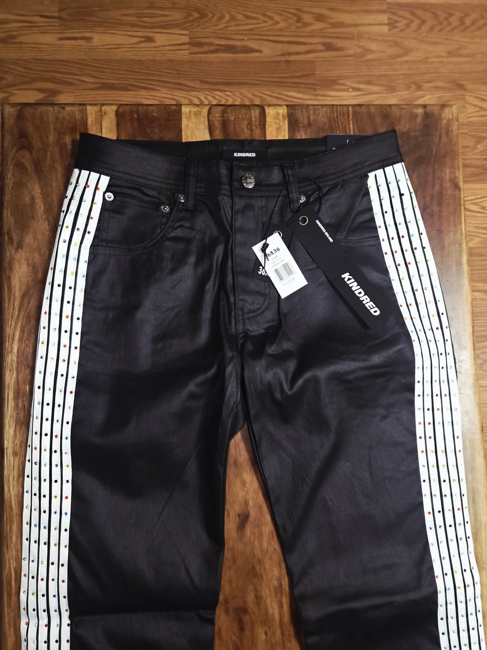 Kindred Men's Rhinestoned Relaxed Fit Black Jeans with White Panels. Size 36x36